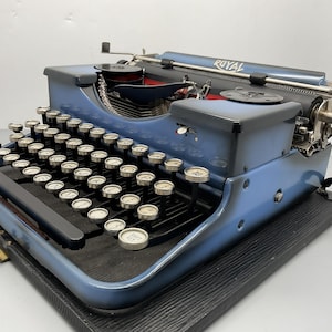 Vintage Typewriters Portable - Etsy