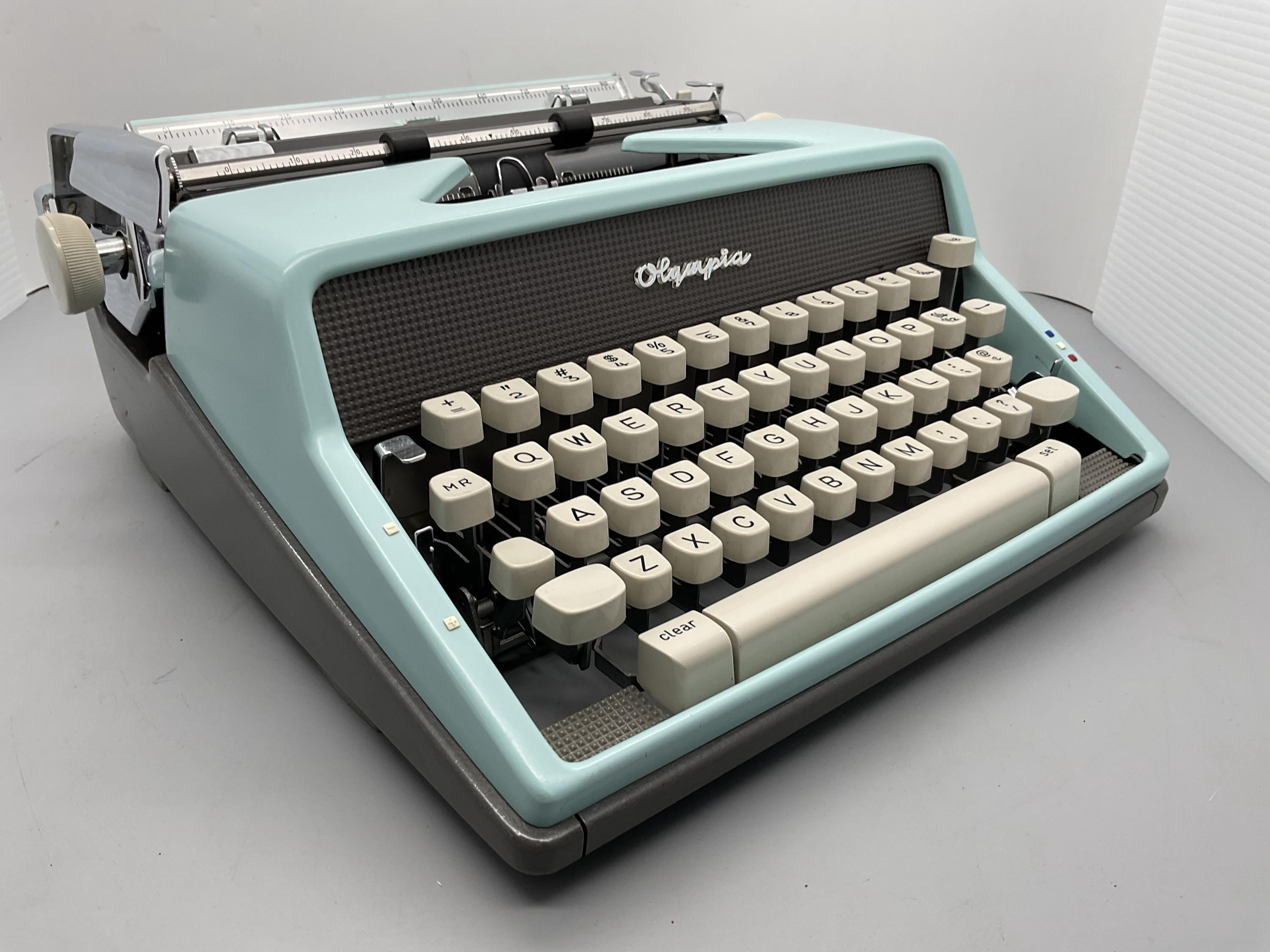 Vintage Olympia Typewriter - Etsy
