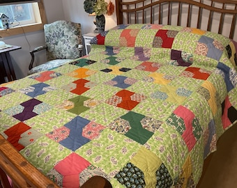 Vintage Bowtie, Hand-Quilted patchwork Quilt Feed Sack fabrics (86 X 68)