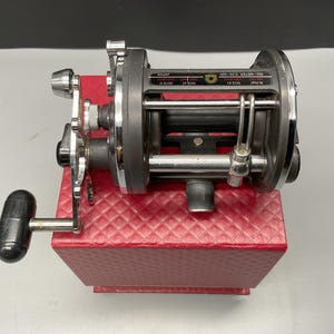 daiwa 27h reel Daiwa Sealine 27H Level Wind Casting Reel With Gift Box. Great Father's Day  Gift Fishing Collectible Vintage Reel. Ships FREE