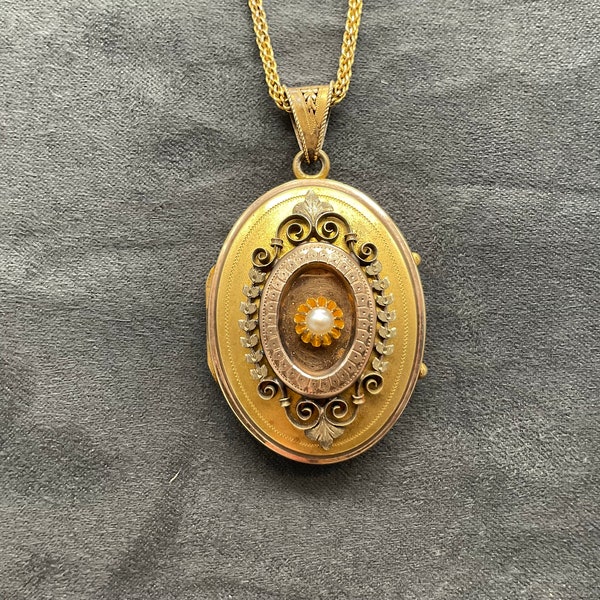 Gold Victorian 1800's locket. Ornate, beautiful. Provenance included.