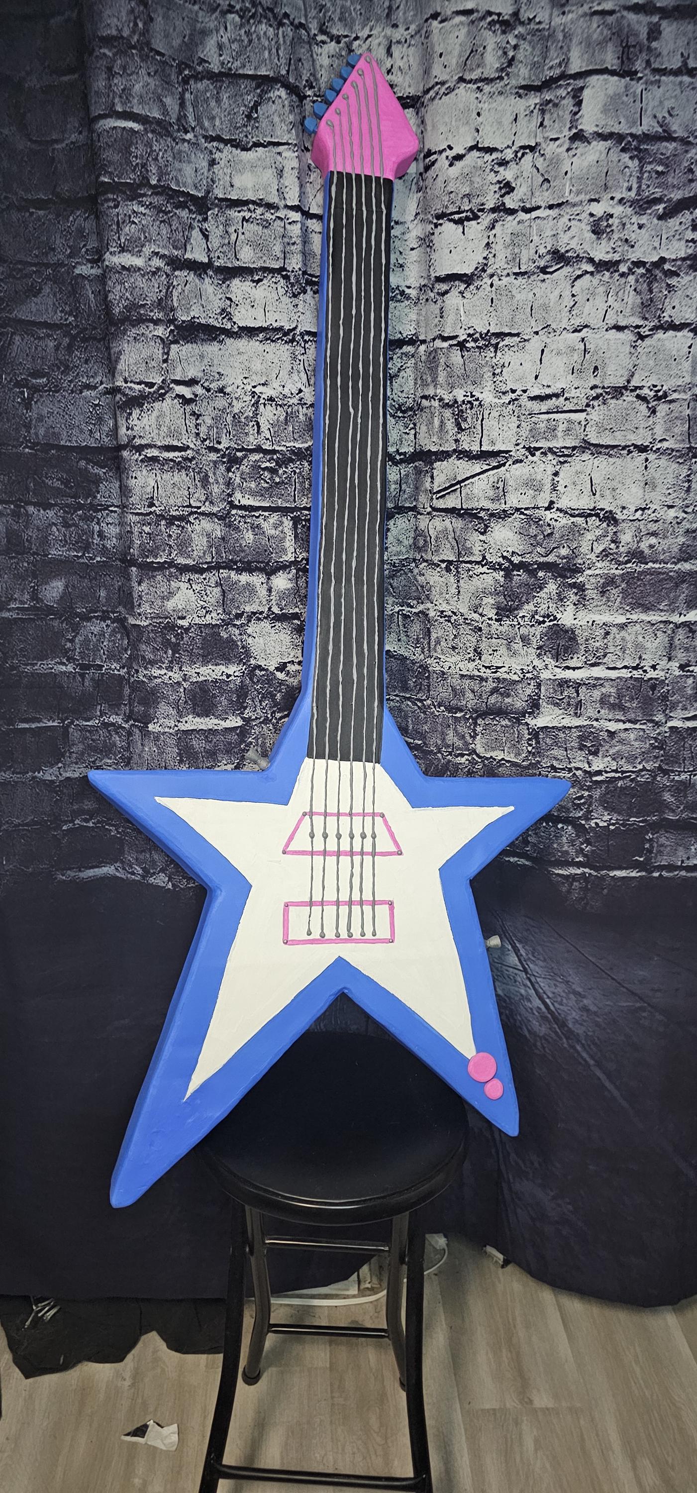 Glamrock Chica Guitar