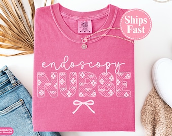 Camiseta de enfermera de endoscopia con lazo de encaje Coquette Comfort Colors®, regalo, camiseta de enfermera de endoscopia, camiseta de graduación de enfermería de endoscopia, camiseta de enfermera de laboratorio gastrointestinal