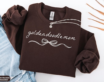 Goldendoodle Mom Sweatshirt Gift, Goldendoodle Shirt, Doodle Mama Crewneck Sweater, Goldendoodle Owner Gift, Doodle Lover Tee, Dog Mom Gift
