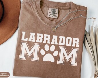 Comfort Colors® Lab Mom Shirt, Labrador Dog Mom Sweatshirt, Labrador Dog Owner Crewneck Sweater, Lab Mama Tee, Labrador Owner Gift for Her
