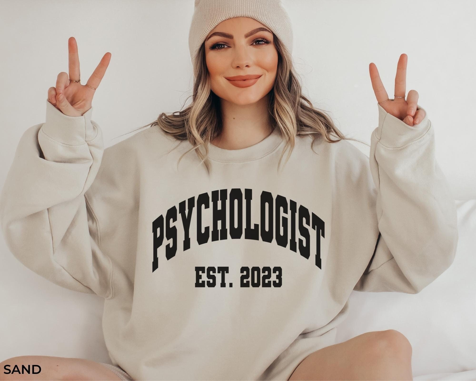 Custom Psychologist Est 2023 Sweatshirt Gift, Psychology Student Crewneck Sweater Graduation Gift, Psychologist Shirt Psych Major Grad Gift