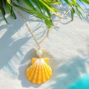 Rare Hawaiian Sunrise Shell Necklace: Gold Filled Wire Wrapped Jade Bead, 20 Inch Chain