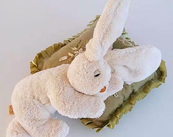 Easter bunny with floppy ears, lying down, sleeping, white rabbit plush toy, soft cuddly toy, Easter Christmas gift, L: 20 cm