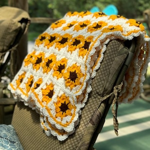 Sunflower Granny Square Blanket *PATTERN*