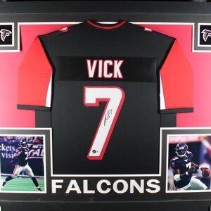  Falcons Michael Vick Signed Black Throwback Jersey