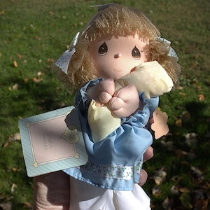 Muñeco de peluche de la amistad Precious Moments: coleccionable vintage de 1989