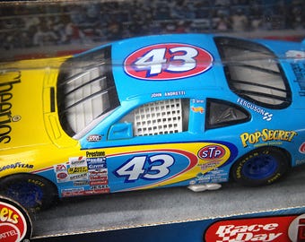 Vintage 2002 Hot Wheels NASCAR Diecast: Honey Nut Cheerios #43