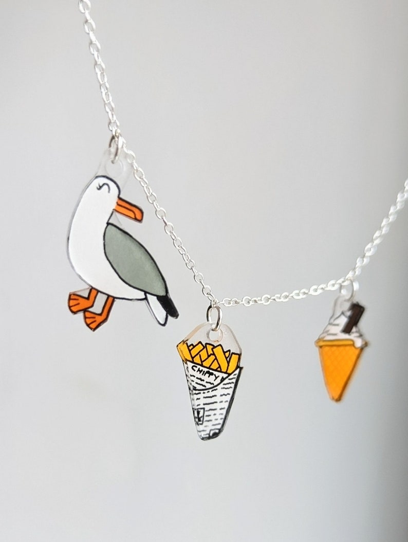Cute seagull necklace, fun summer jewellery, seaside themed image 1