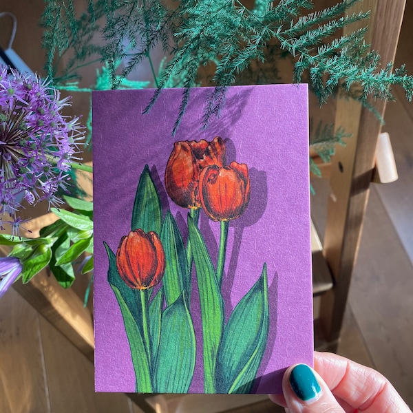 Postkarte mit roten Tulpen "LATUBA" von illi