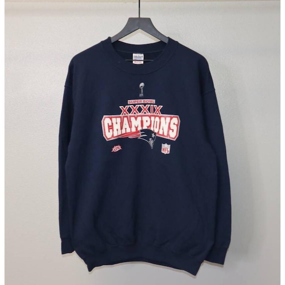 VIntage Super Bowl XXXIX Champions New ENGLAND PATRIOTS Sweatshirt Sz L - Main Image