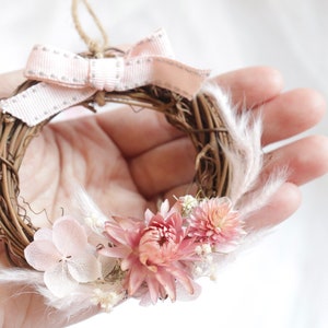 Mini dried flowers wreath
