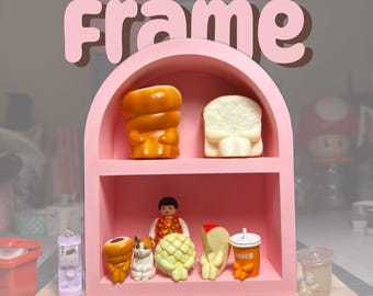 Mini estante de exhibición para Gashapon, Calico Critters, Sylvanian Families - Estante pequeño rosa mate para coleccionables - Lindo marco de exhibición