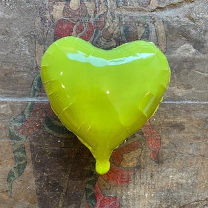 Heart Balloon Sculpture, Lime Green Ceramic Balloon, Valentine&#39;s Day Decor, Sculpture Wall Hanging, Art Installation, Pop Art Wall Art