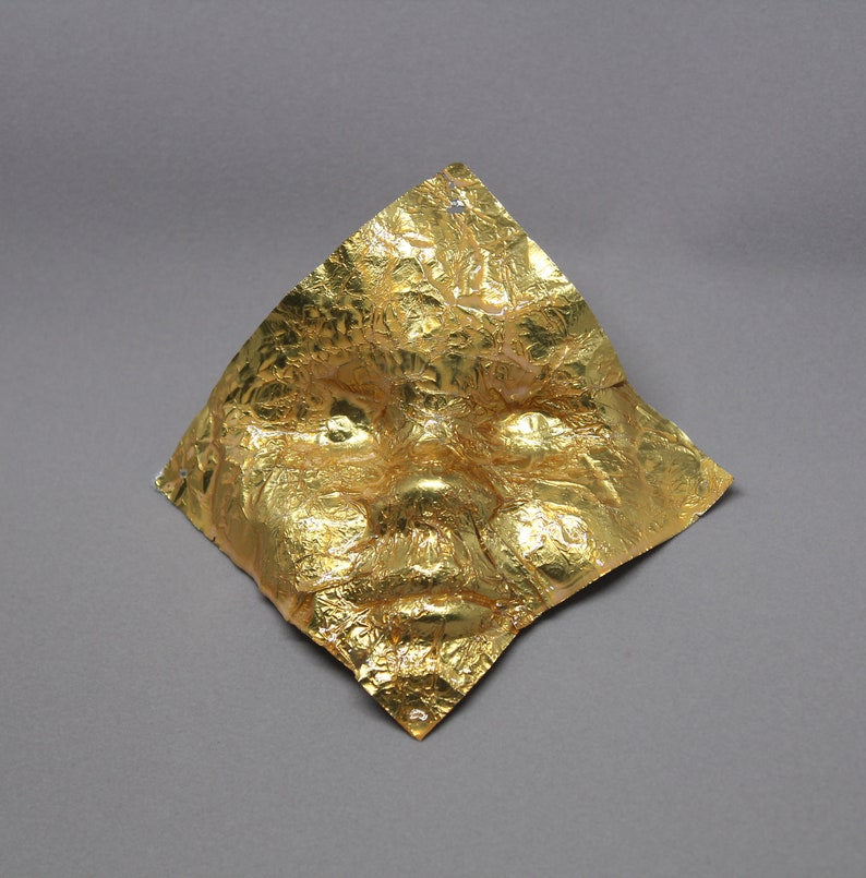 Modern konst, unik skulptur av guldöron, biennalkonst, inredningsarkitekt, Dana Bloom originalkonst, anländer inramad Front of Face