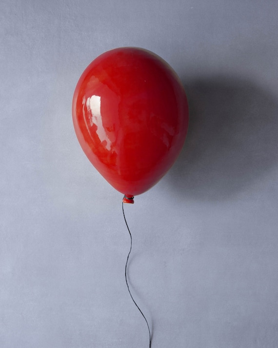 ARTS&SCIENCE 　short balloon SW Balloon Sculpture, Red Ceramic Balloon, Sculpture Wall