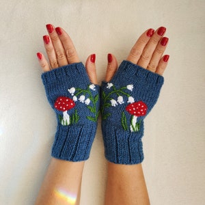 Mushroom and Flower Embroidered Knit Fingerless Gloves/Handmade Winter Warmers/Cozy and Stylish Accessory/Gift for her/fingerless accessory