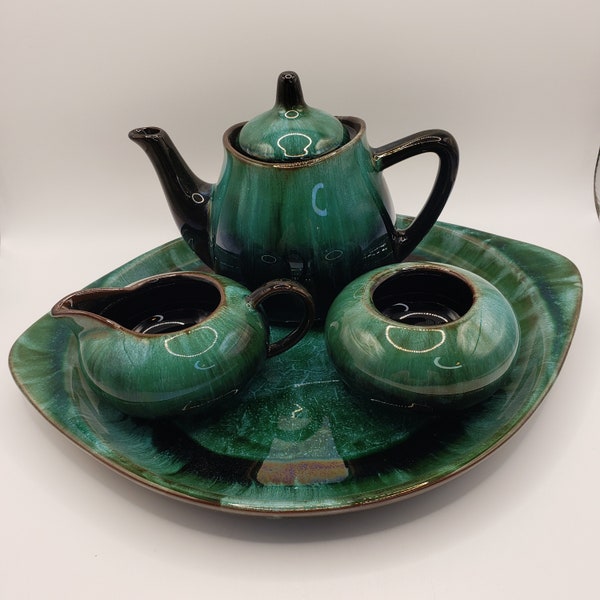 Blue Mountain Pottery Teapot Creamer And Sugar Bowl Set With Serving Tray