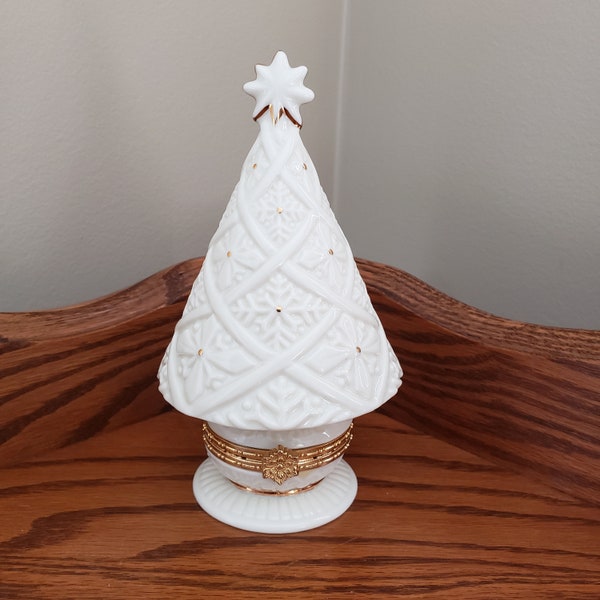 Beautiful White Porcelain Christmas Tree Trinket Box