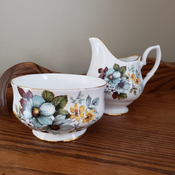 ブルーバード ファインボーンチャイナ クリーマー＆シュガーボウル