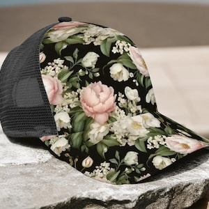 Floral Baseball Cap for Women Black Hat with Pink Flowers & Green Leaves Adjustable Nature Print Hat Stylish Spring Summer Cap Garden Hat