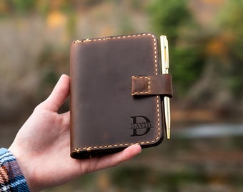 Elegant Leather Passport Holder/Wallet, Travel Wallet, Personalized Passport Holder, Passport Cover, Custom Passport Holder, Engraved Wallet