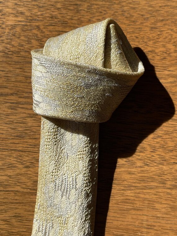 Ivory Button Tie #2 - image 6