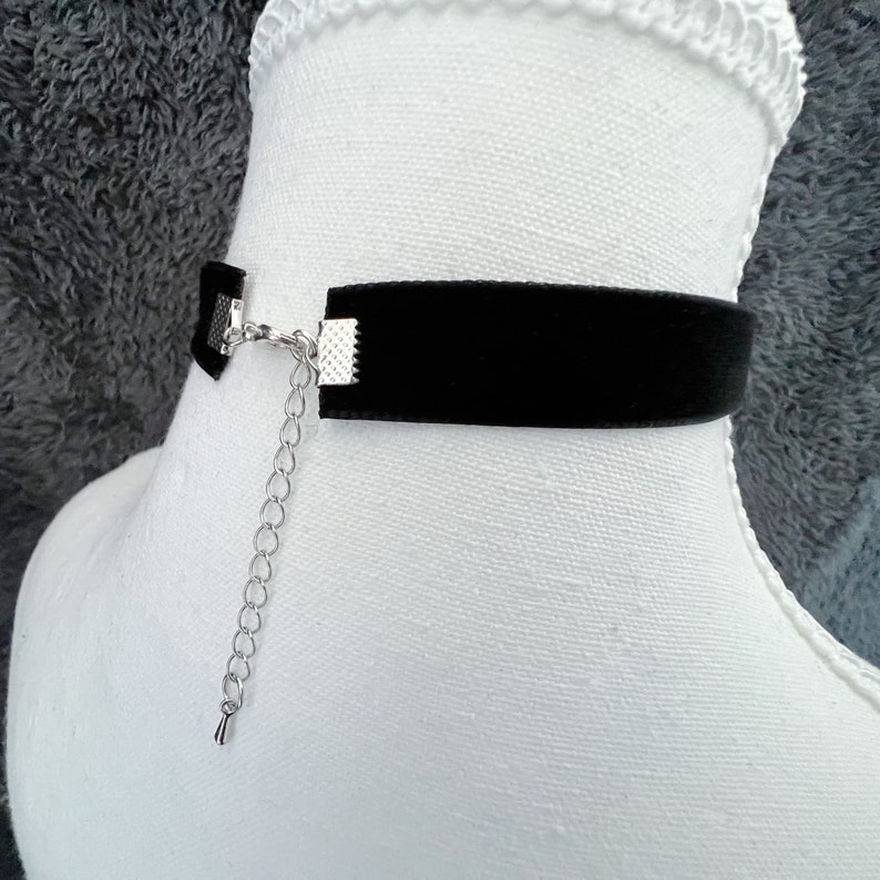 Black Velvet Choker Necklace Gothic Style - Etsy