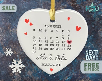 Married Ornament Wedding Gift Wedding Date ornament Calendar Anniversary Gift Engagement Gift Newlywed Gift PSO261
