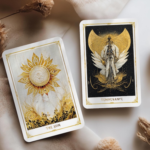 Baraja de Tarot Luna Mágica: Cartas con ilustraciones celestiales y místicas