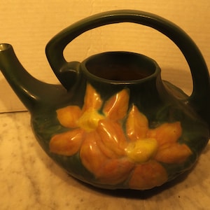 Roseville Pottery Clematis Green  Tea Pot