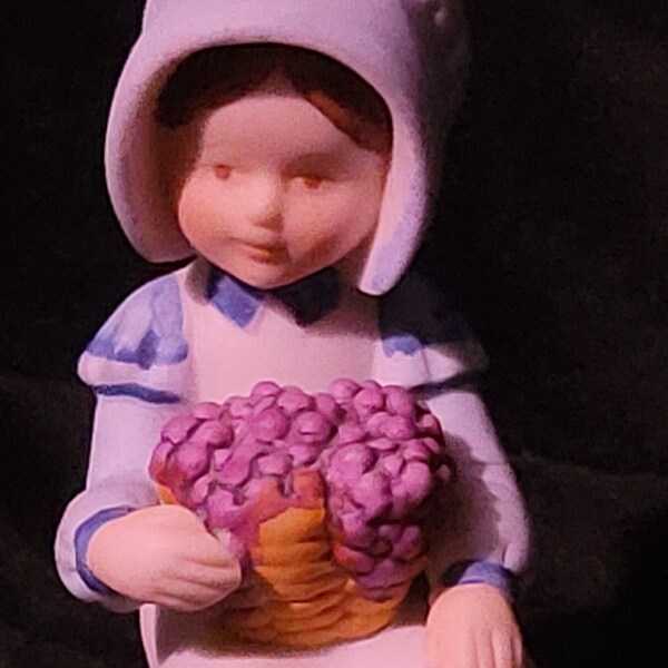 1983 American Greetings Holly Hobbie Figurine, Love , Collectible, Gift, Vintage