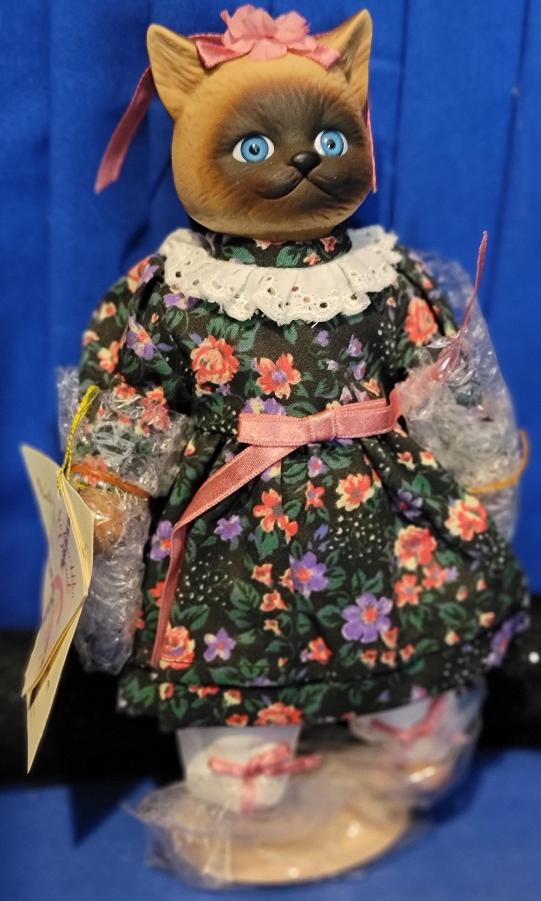 Goebel Cat Doll - Etsy