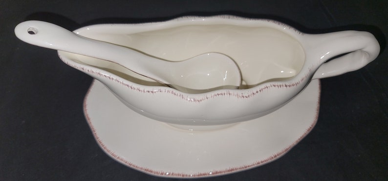 3 Piece Better Homes and Gardens Gravy boat, Made in China, Art, Ceramic, Collectible, Dinnerware, Gift, Food, Kitchenware, Vintage image 5