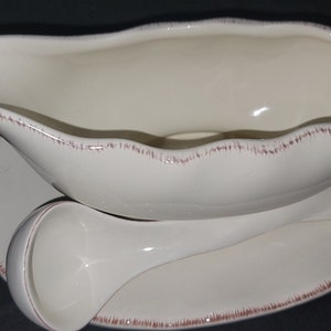 3 Piece Better Homes and Gardens Gravy boat, Made in China, Art, Ceramic, Collectible, Dinnerware, Gift, Food, Kitchenware, Vintage image 7