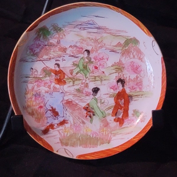 6" Small Japan Plate, People working & Talking, Art, Collectible, Gift, Wall Art, Vintage