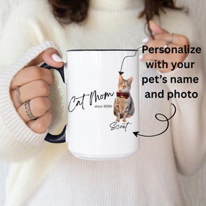Custom Cat Mom Coffee Mug - Perfect Gift for Cat Moms, Birthday, Mother&#39;s Day, Personalized Mug, Pet Lover&#39;s Mug