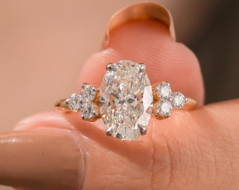 Vintage Oval Engagement Ring with Lab Grown Diamond Ring Oval Engagement Rings for Women Lab Diamond Ring Cluster Accent Oval Cut Ring Gold