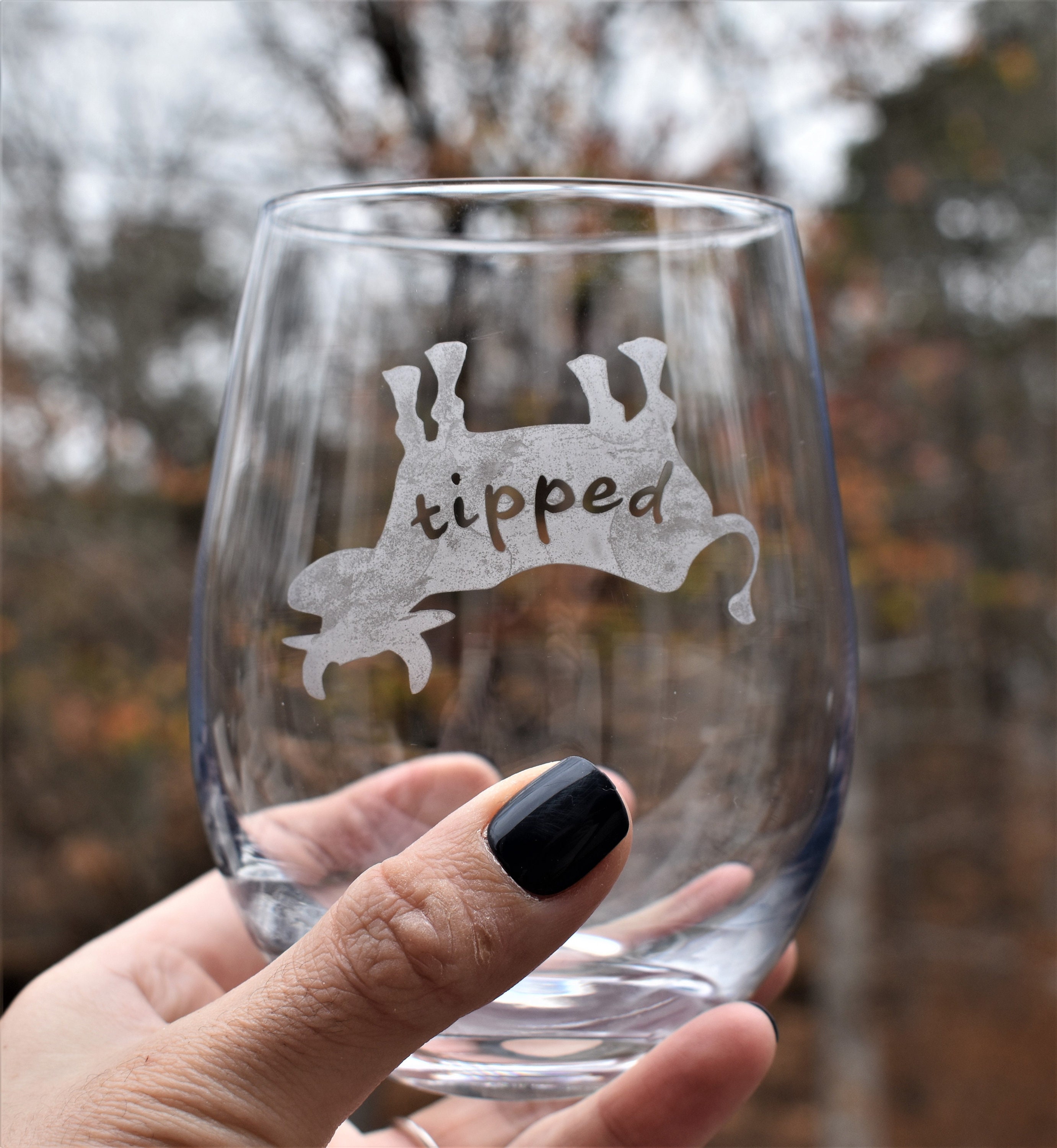 Custom Tipsy Curved Wine Glass Cup for Drinking - China Tipsy Wine Glass  and Curved Wine Glass Cup price