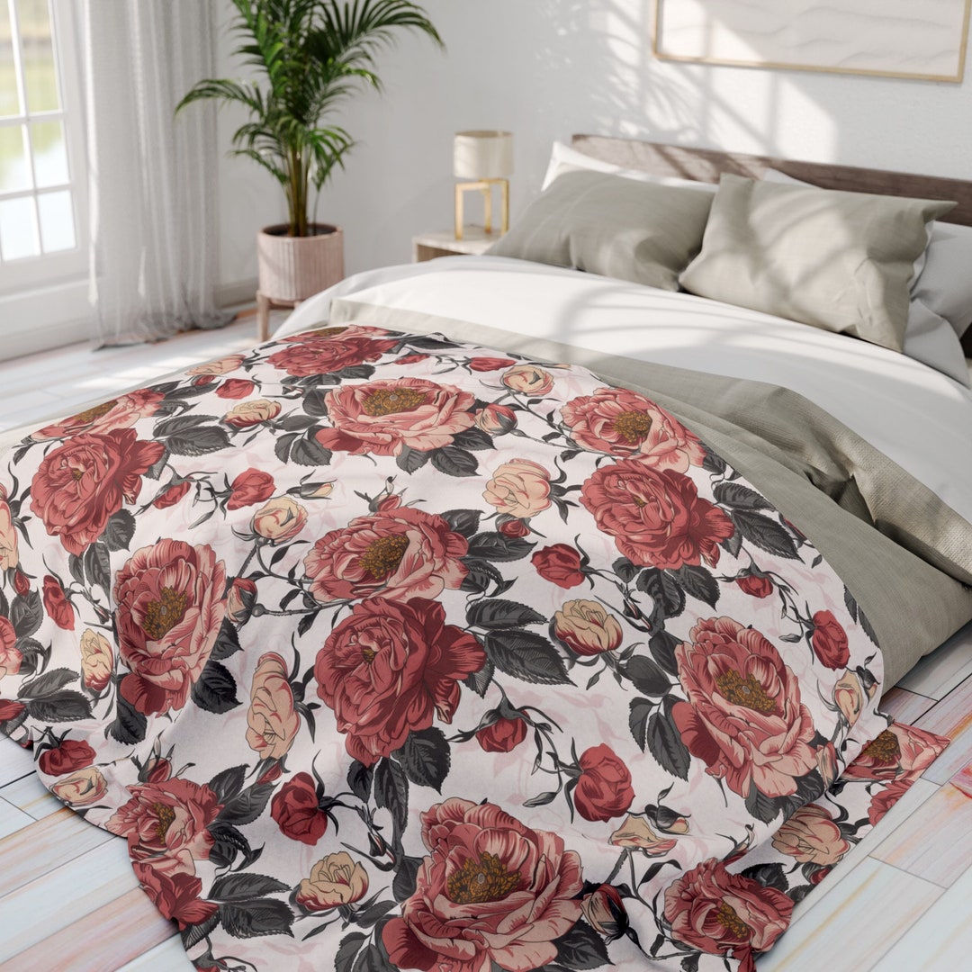Floral Fleece Blanket, Floral Throw, Period Decor, Rose Pattern Throw ...