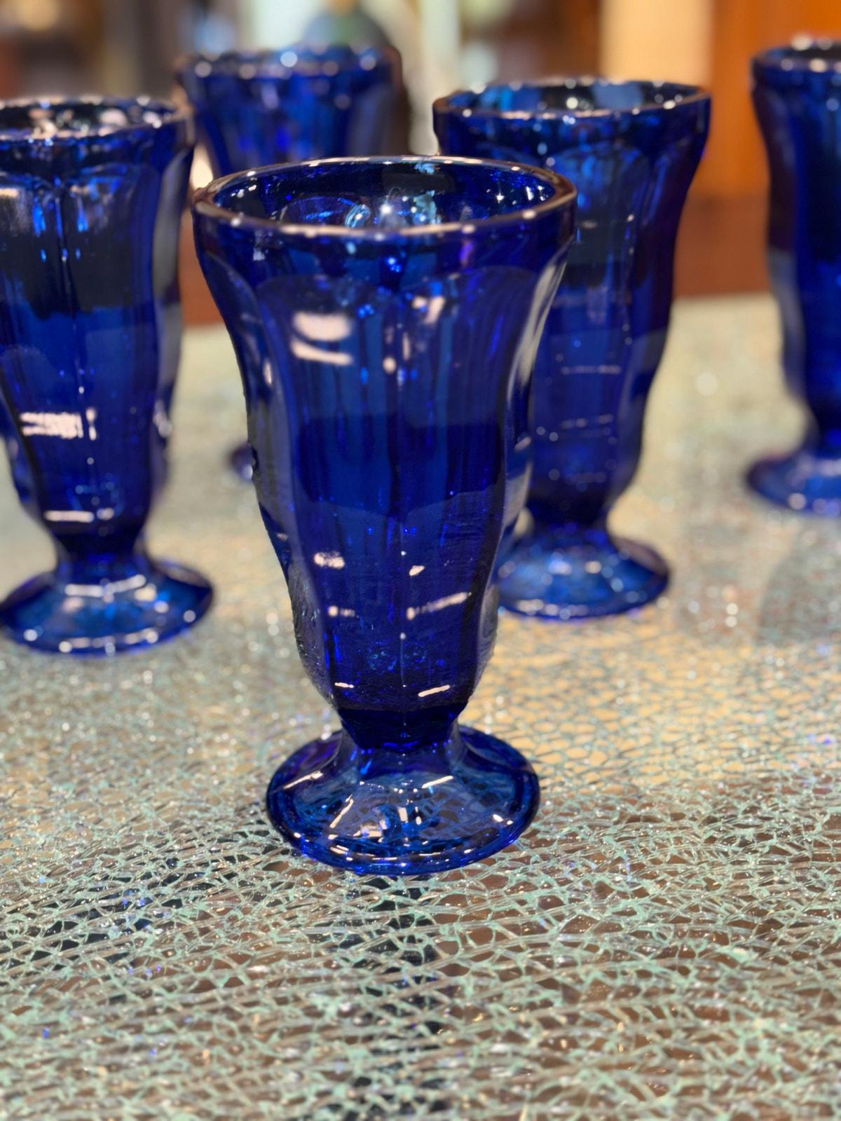 食器 Vintage Anchor Hocking Cobalt Blue set Vintage Anchor Hocking Cobalt Blue Mixing Bowls: 4 Glass Nesting