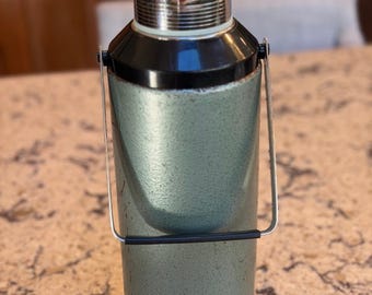 Termo vintage Stanley Aladdin de 2 cuartos de galón para café grande