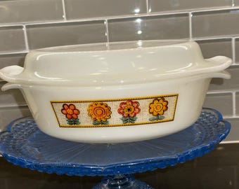 Fire King Anchor Hocking Orange Sunflower 1.5qt Oval Casserole W/Milk Glass Lid