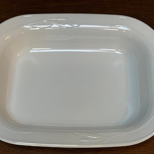 Hornillo rectangular Vintage CorningWare Casual Elegance White Flora de 2 cuartos de galón, L-15