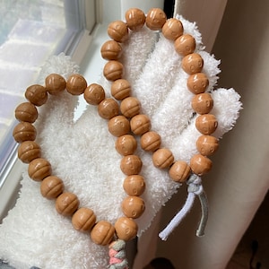 Medori's Jewelry | Natural Monkey Head Walnut Bracelet | Juglans nigra | Black Walnut | Prayer Mala Beads | Gifts |15mm猴头龙岩料蘑菇手持