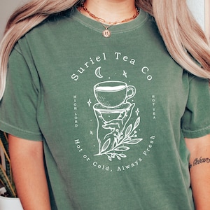 Comfort Colors Suriel Tea Co T-Shirt, The Night Court Shirt, Ein Gericht der Dornen und Rosen Gericht der Träume, Feyre und Rhysand Shirt
